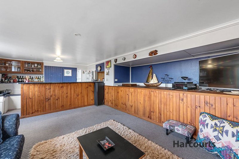 Photo - 173A Oldaker Street, Devonport TAS 7310 - Image 9