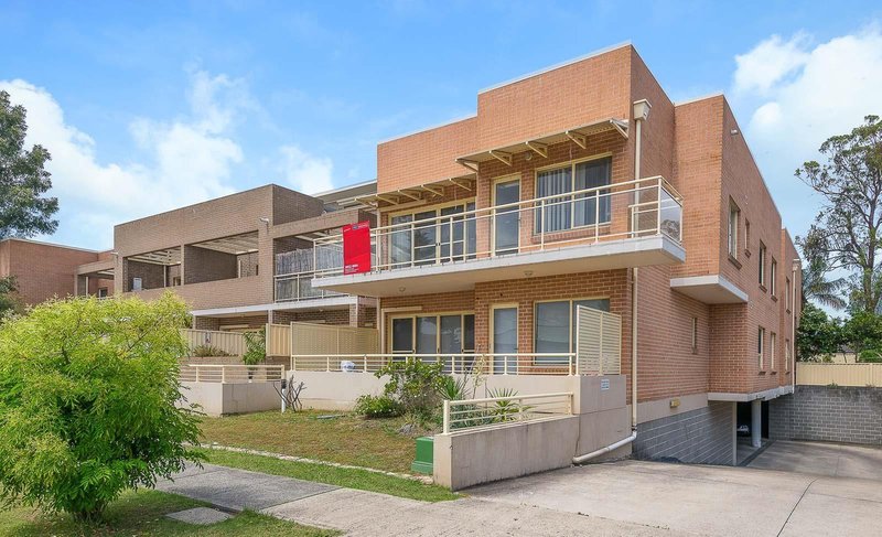 Photo - 17/4-6 Freeman Street, Warwick Farm NSW 2170 - Image 1