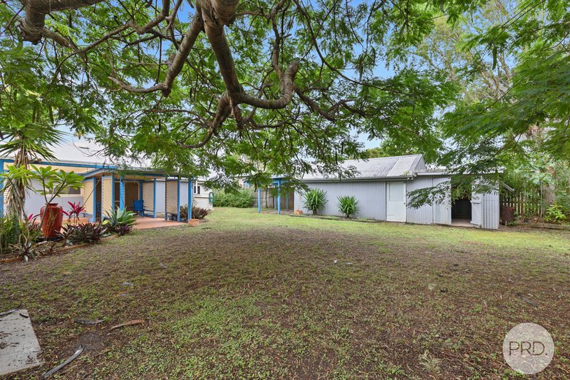 Photo - 174 Cambridge Street, Granville QLD 4650 - Image 2