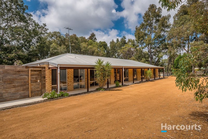 Photo - 174 Coventry Crossing, Bullsbrook WA 6084 - Image 6