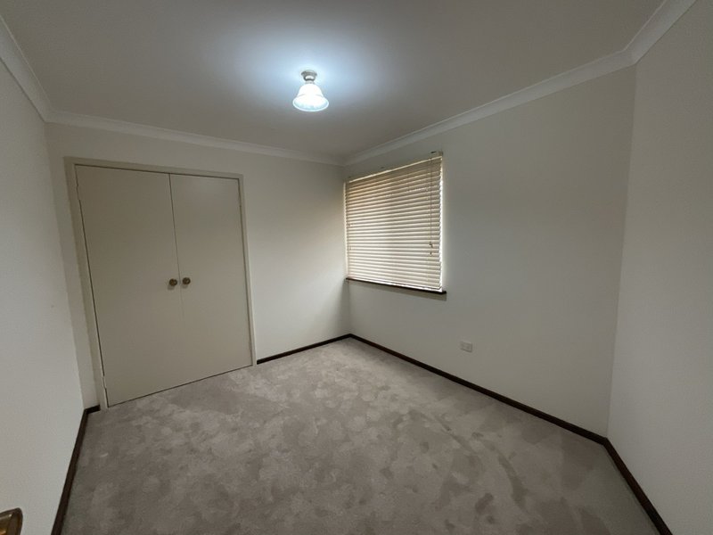 Photo - 17/4 Heron Place, Maddington WA 6109 - Image 4