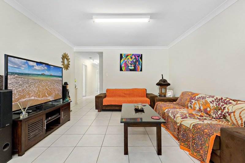 Photo - 1/74 Jones Road, Bellbird Park QLD 4300 - Image 12