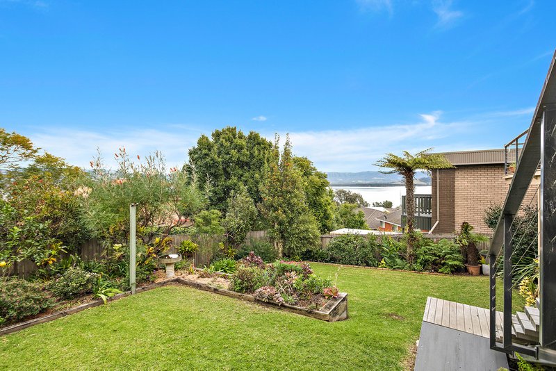 Photo - 174 Landy Drive, Mount Warrigal NSW 2528 - Image 10