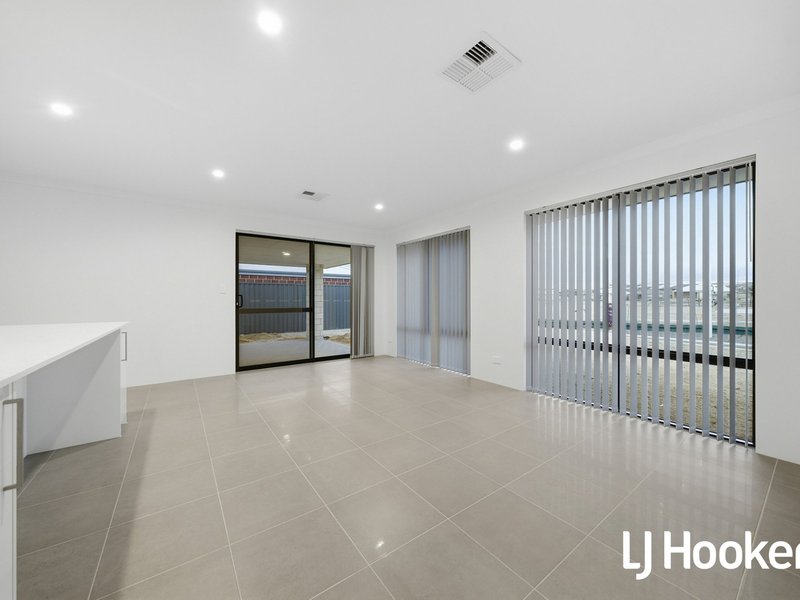 Photo - 174 Leeward Avenue, Eglinton WA 6034 - Image 2