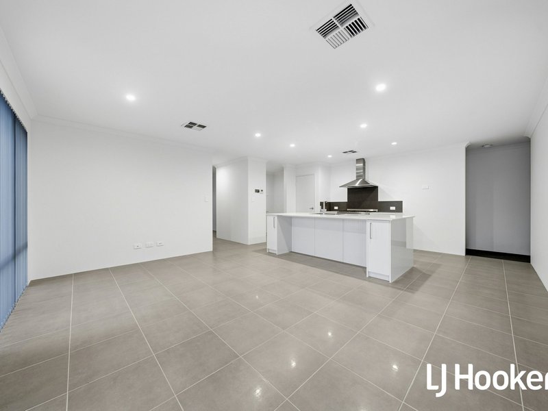 Photo - 174 Leeward Avenue, Eglinton WA 6034 - Image 7