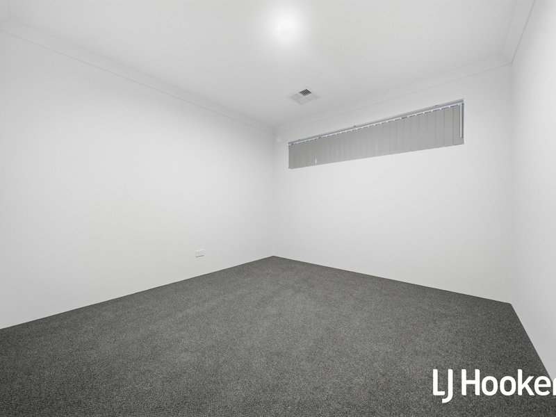Photo - 174 Leeward Avenue, Eglinton WA 6034 - Image 10