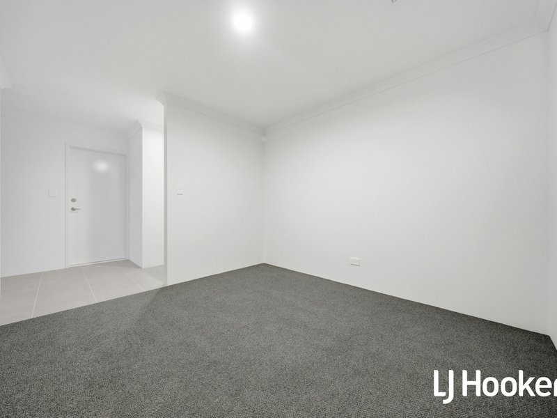 Photo - 174 Leeward Avenue, Eglinton WA 6034 - Image 11