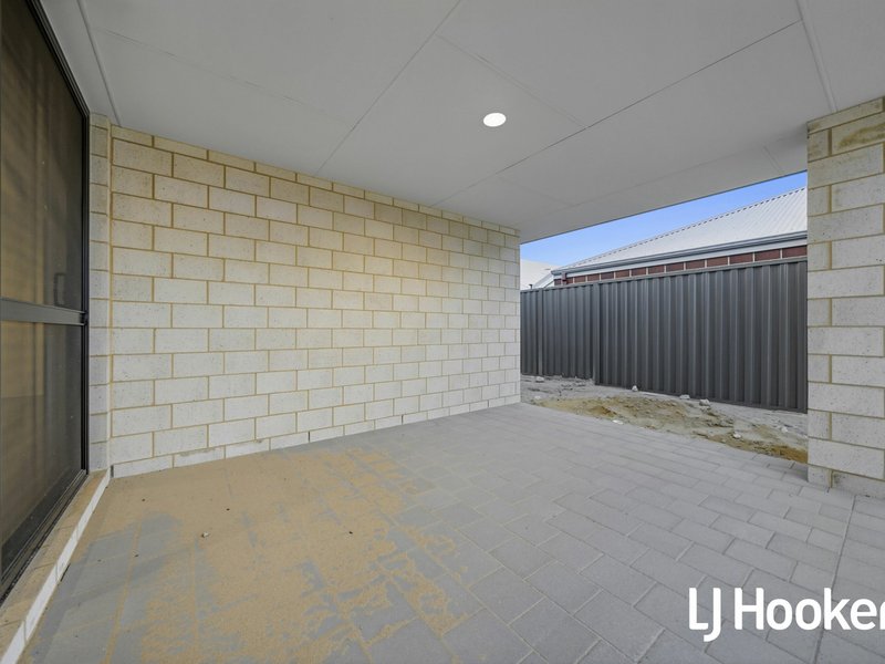 Photo - 174 Leeward Avenue, Eglinton WA 6034 - Image 16