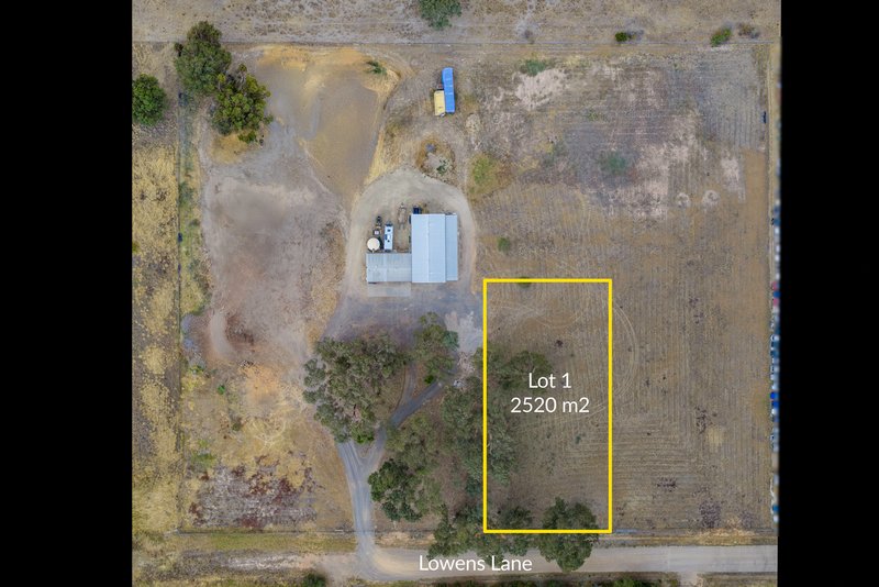 Photo - 1/74 Lowens Lane, Benalla VIC 3672 - Image 1