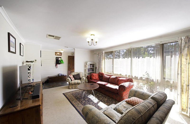 Photo - 174 Maribyrnong Avenue, Kaleen ACT 2617 - Image 5