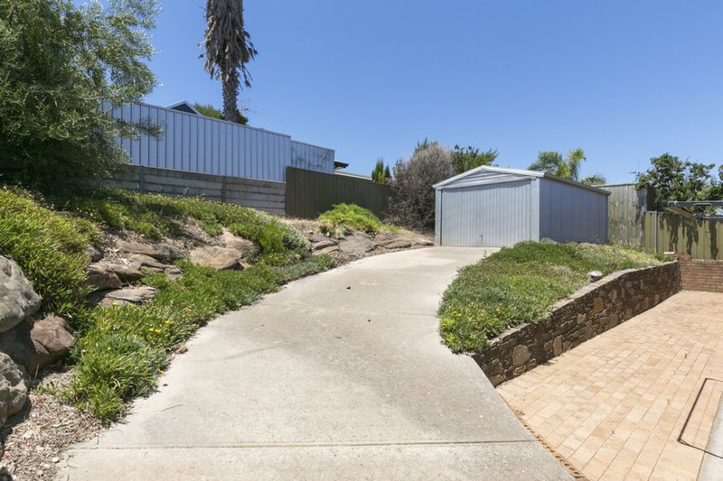 Photo - 174 Perry Barr Road, Hallett Cove SA 5158 - Image 13