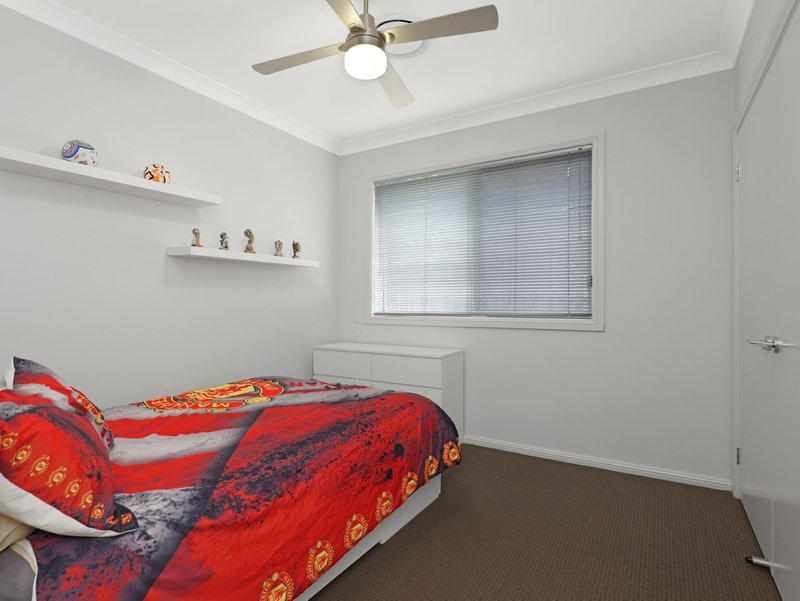 Photo - 174 Sunningdale Circuit, Medowie NSW 2318 - Image 16