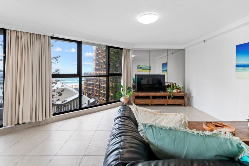 Photo - 17/4 Thornton Street, Surfers Paradise QLD 4217 - Image 14