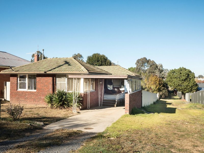 Photo - 174 Verner St , Goulburn NSW 2580 - Image 1