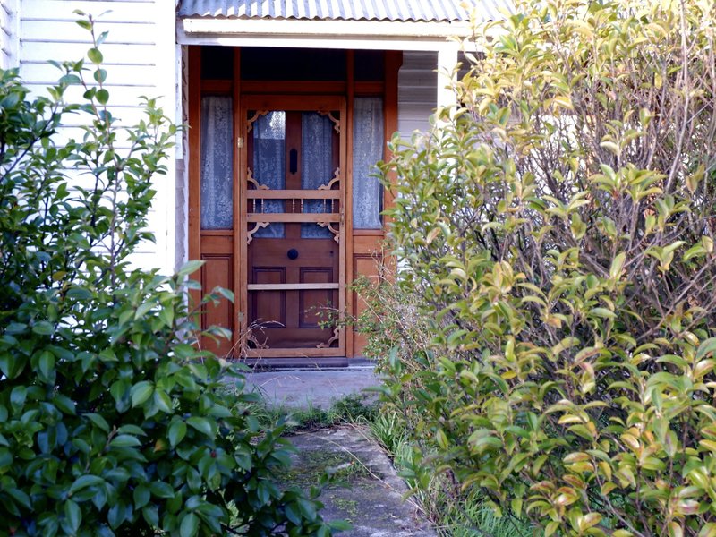 Photo - 174 Weld Street, Beaconsfield TAS 7270 - Image 2