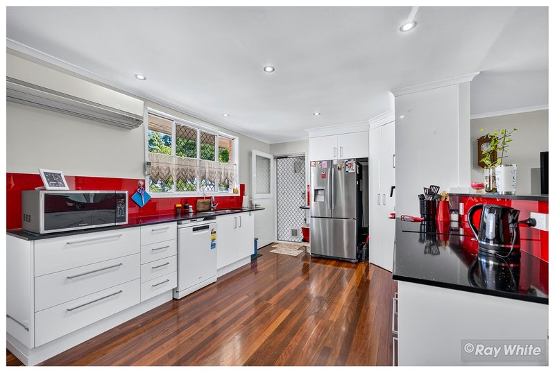 Photo - 174 Wooster Street, Berserker QLD 4701 - Image 2