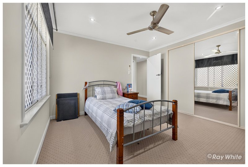 Photo - 174 Wooster Street, Berserker QLD 4701 - Image 11
