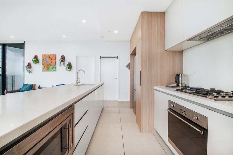 Photo - 1741/9 Maple Tree Road, Westmead NSW 2145 - Image 4