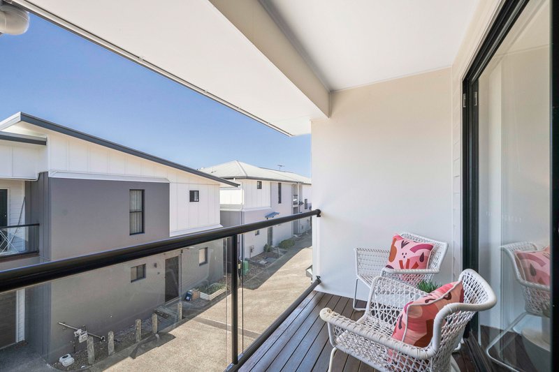 Photo - 17/44 Duyvestyn Terrace, Murrumba Downs QLD 4503 - Image 10