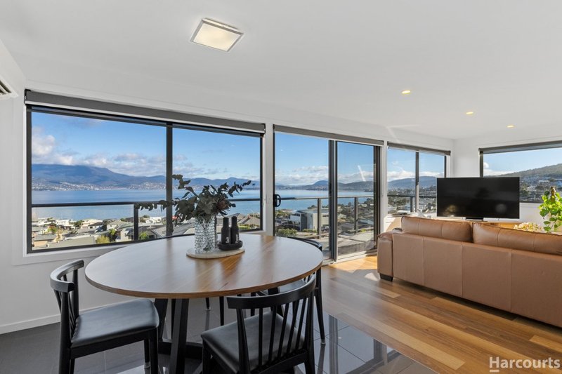 Photo - 1/746 Oceana Drive, Tranmere TAS 7018 - Image 1