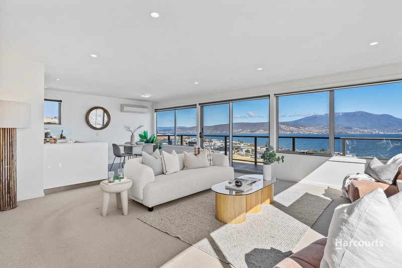 Photo - 1/746 Oceana Drive, Tranmere TAS 7018 - Image 1