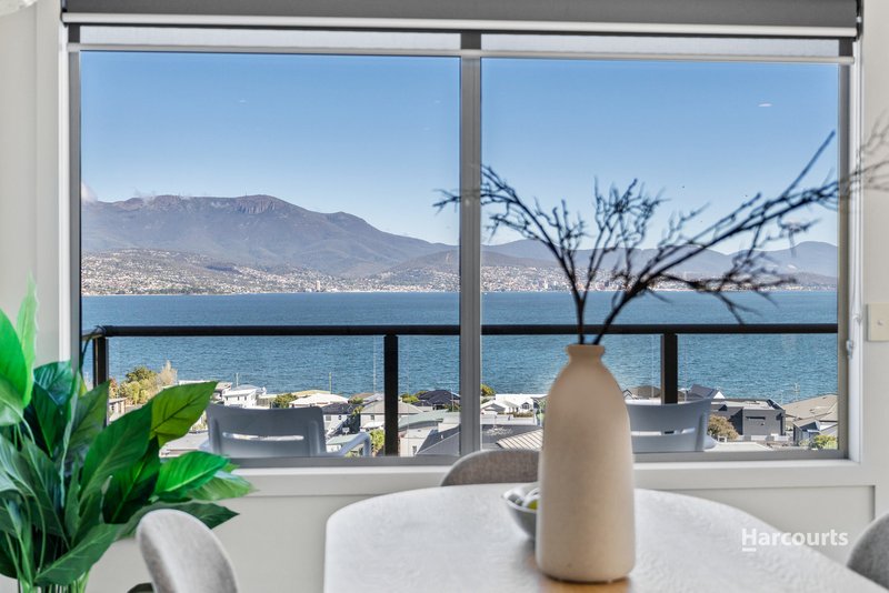 Photo - 1/746 Oceana Drive, Tranmere TAS 7018 - Image 4