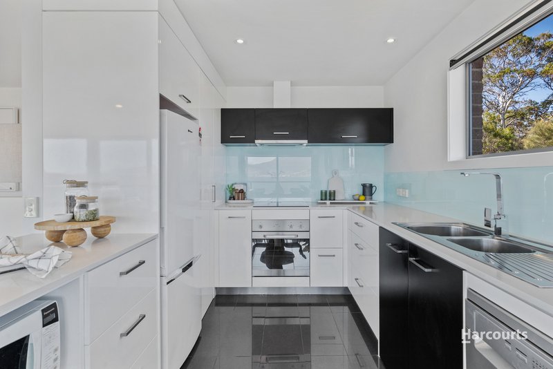 Photo - 1/746 Oceana Drive, Tranmere TAS 7018 - Image 5