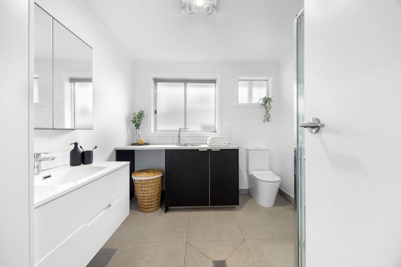 Photo - 1/749 Geelong Road, Canadian VIC 3350 - Image 8