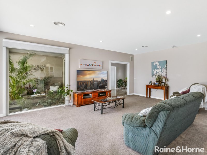 Photo - 175 Blue Ridge Drive, White Rock NSW 2795 - Image 8