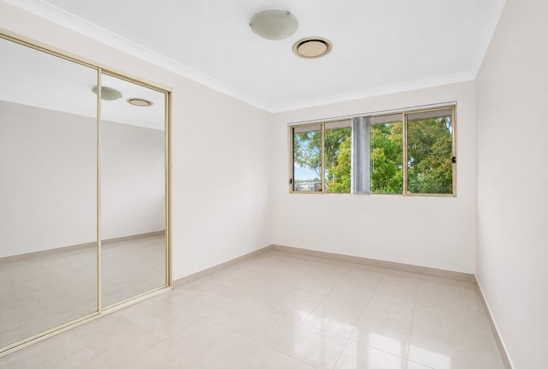Photo - 1/75 Chelmsford Road, South Wentworthville NSW 2145 - Image 4