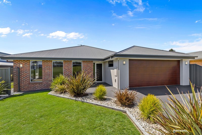 Photo - 175 Cotton Street, Latrobe TAS 7307 - Image 2