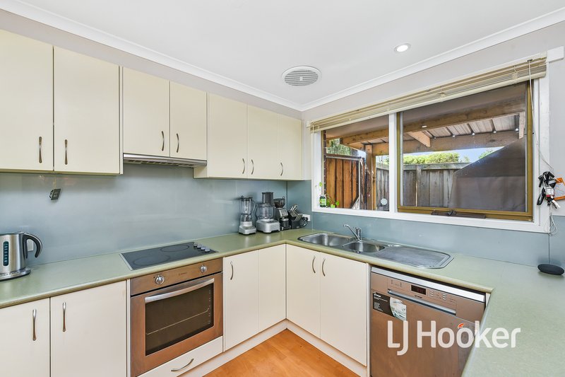 Photo - 175 Endeavour Drive, Cranbourne North VIC 3977 - Image 3