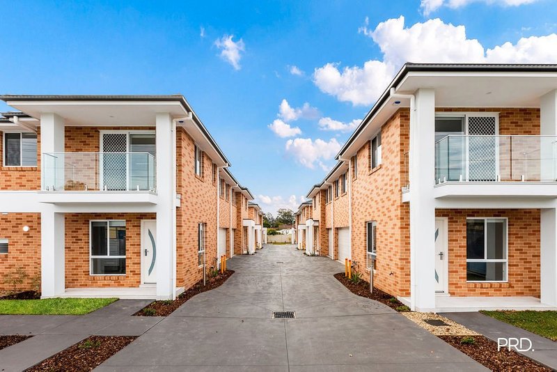 Photo - 1/75 Great Western Highway, Kingswood NSW 2747 - Image 3