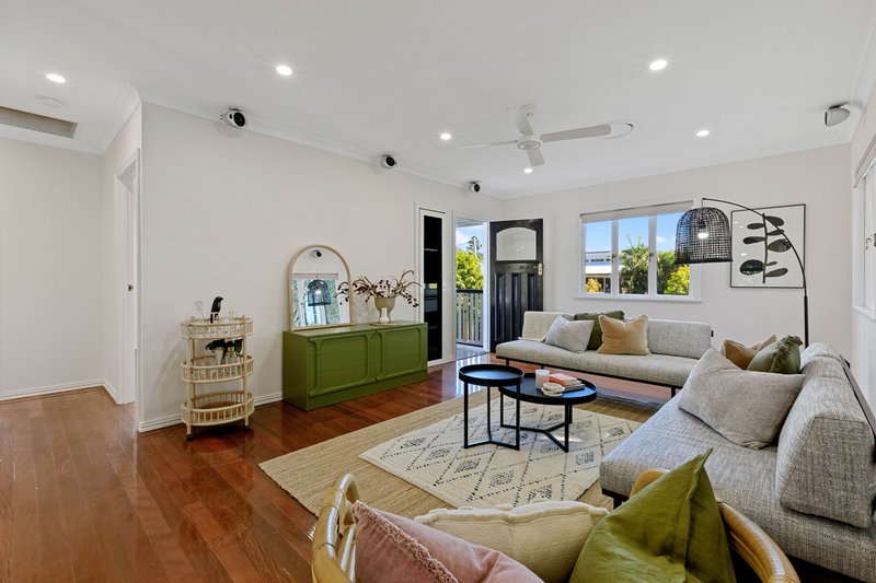 Photo - 175 Harold Street, Holland Park QLD 4121 - Image 4