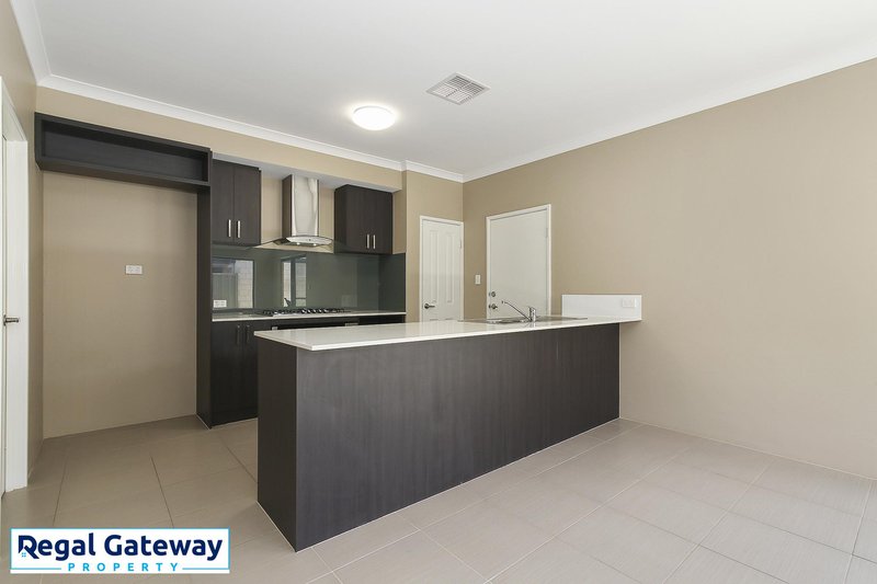 Photo - 175 Honeywood Avenue, Wandi WA 6167 - Image 3