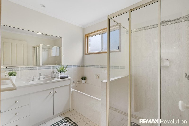 Photo - 175 Koolan Crescent, Shailer Park QLD 4128 - Image 7