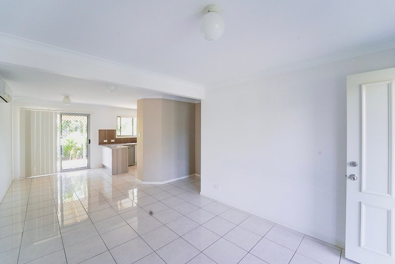 Photo - 1/75 Outlook Place, Durack QLD 4077 - Image 2