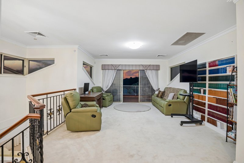Photo - 175 Ridge Hill Road, Gooseberry Hill WA 6076 - Image 14