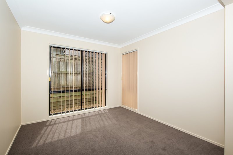 Photo - 175 Saturn Crescent, Bridgeman Downs QLD 4035 - Image 5