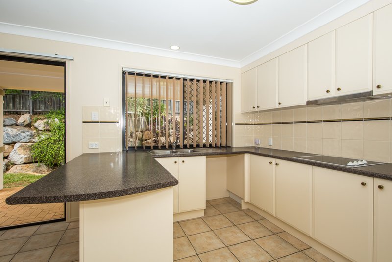 Photo - 175 Saturn Crescent, Bridgeman Downs QLD 4035 - Image 6