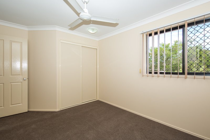 Photo - 175 Saturn Crescent, Bridgeman Downs QLD 4035 - Image 11