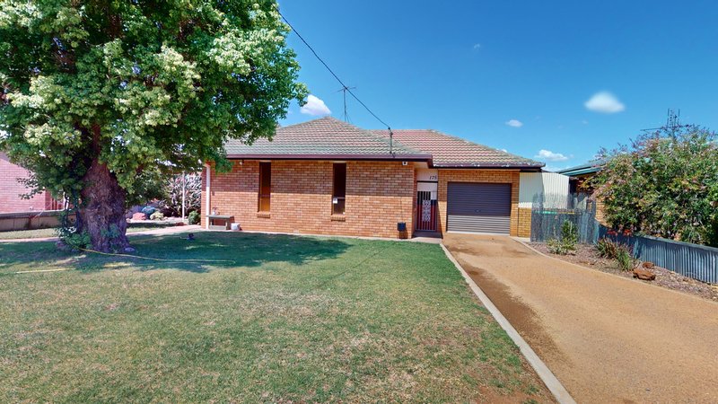 175 Third Avenue South, Narromine NSW 2821