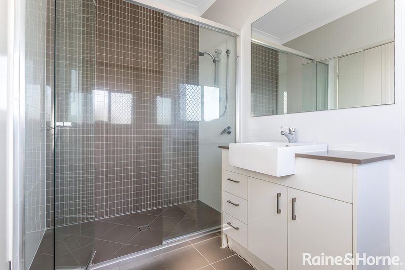 Photo - 17/50 Lakefield Drive, North Lakes QLD 4509 - Image 16