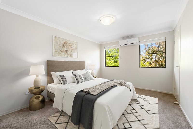 Photo - 17/51-55 Daniells Street, Carina QLD 4152 - Image 3