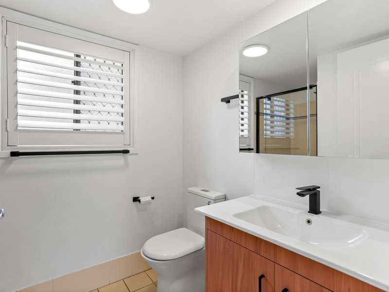 Photo - 17/52 Newstead Terrace, Newstead QLD 4006 - Image 4