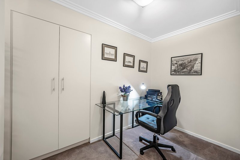 Photo - 17/53 Darrambal Street, Chevron Island QLD 4217 - Image 14