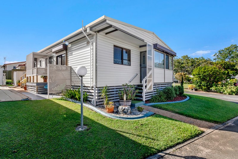 Photo - 17/530 Pine Ridge Road, Coombabah QLD 4216 - Image 2