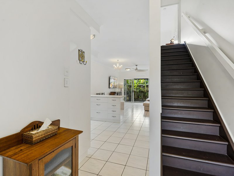 Photo - 17/531-535 Varley Street, Yorkeys Knob QLD 4878 - Image 9