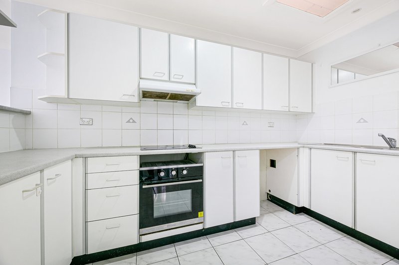 Photo - 17/54-56 Sir Joseph Banks Street, Bankstown NSW 2200 - Image 3