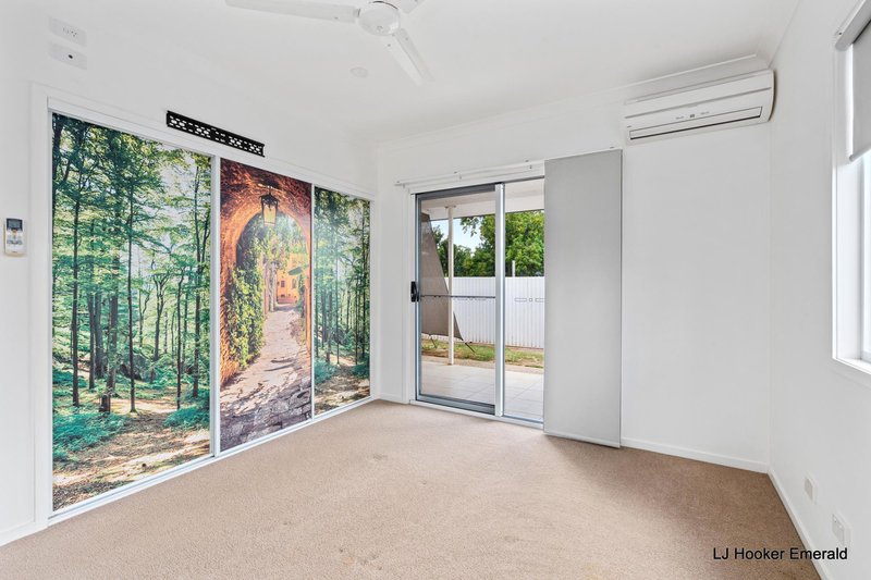 Photo - 17/55A Gray Street, Emerald QLD 4720 - Image 7